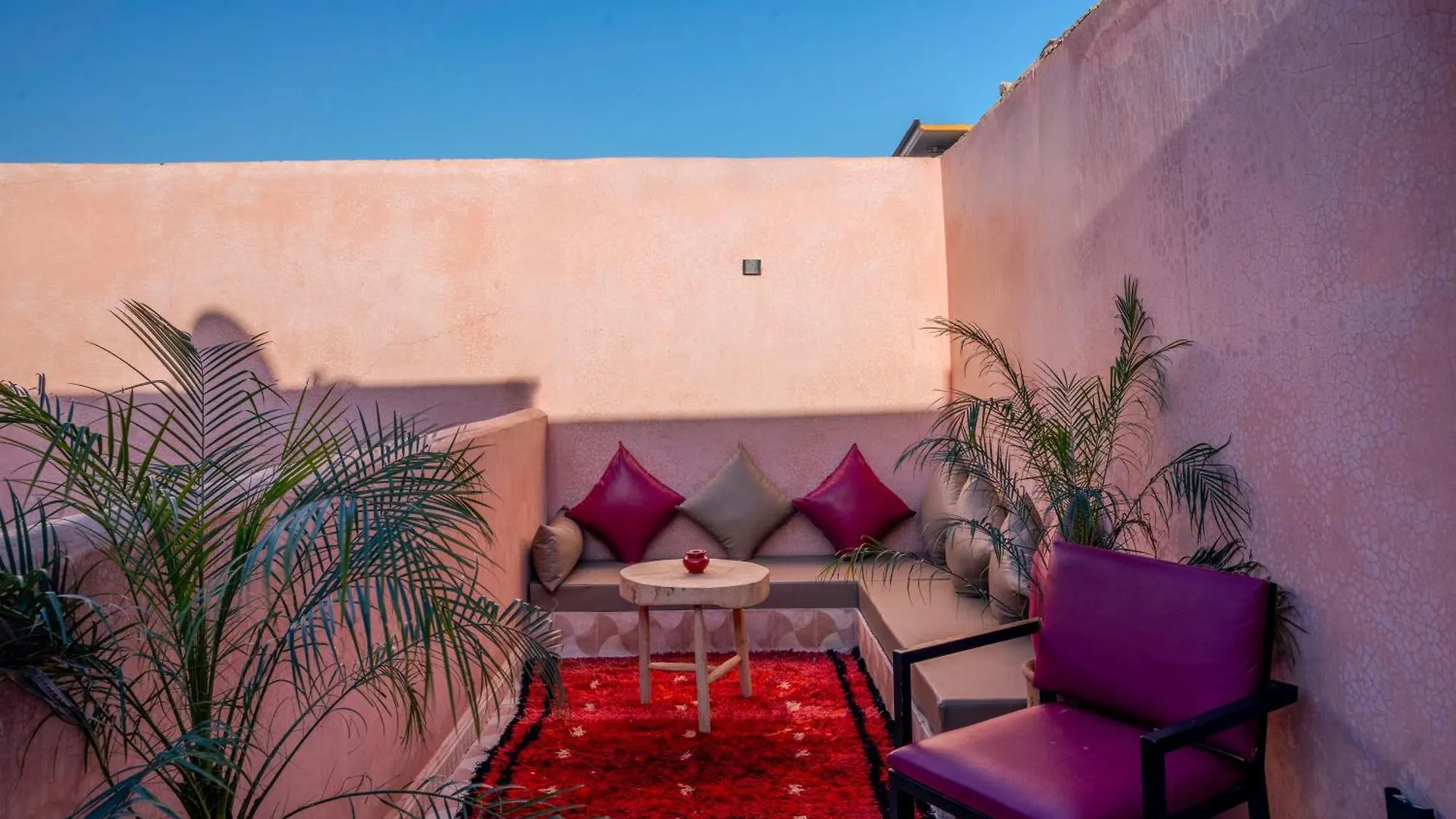 Riad Le Graff Pink Group Marrakesh Holiday home
