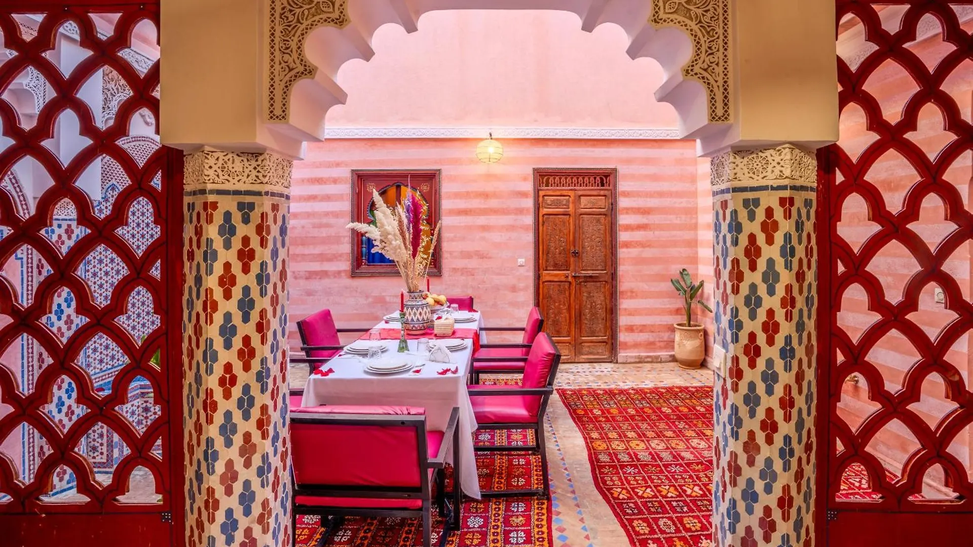 Holiday home Riad Le Graff Pink Group Marrakesh