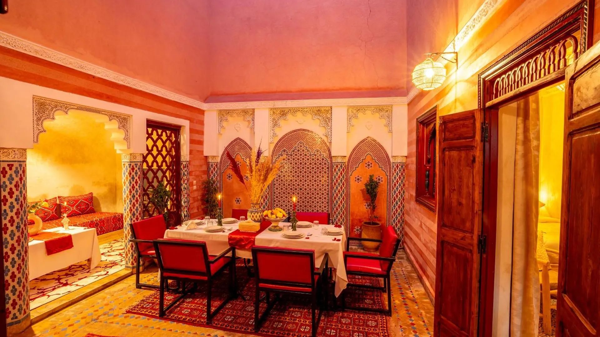 Riad Le Graff Pink Group Marrakesh