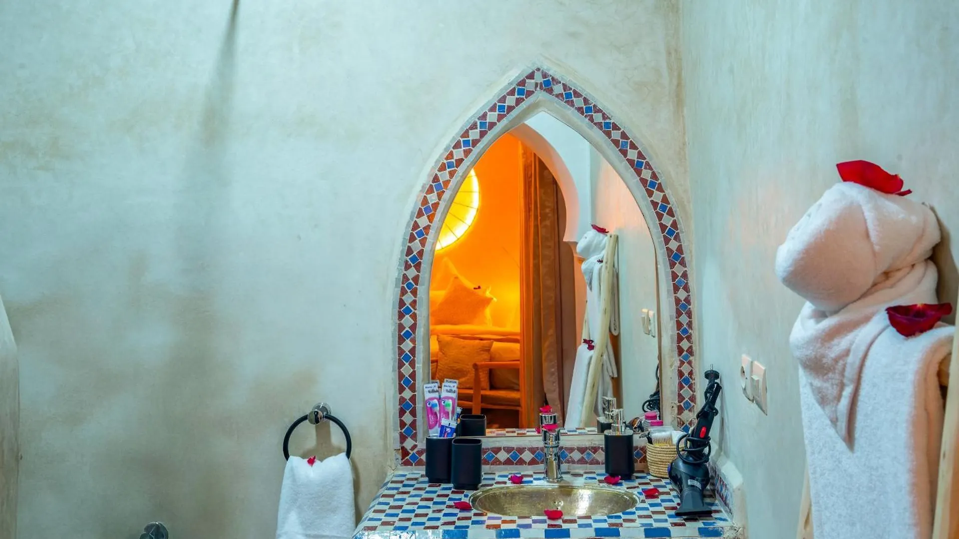 Riad Le Graff Pink Group Marrakesh